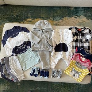 Large Bundle 0-3 Months Baby Clothes EUC